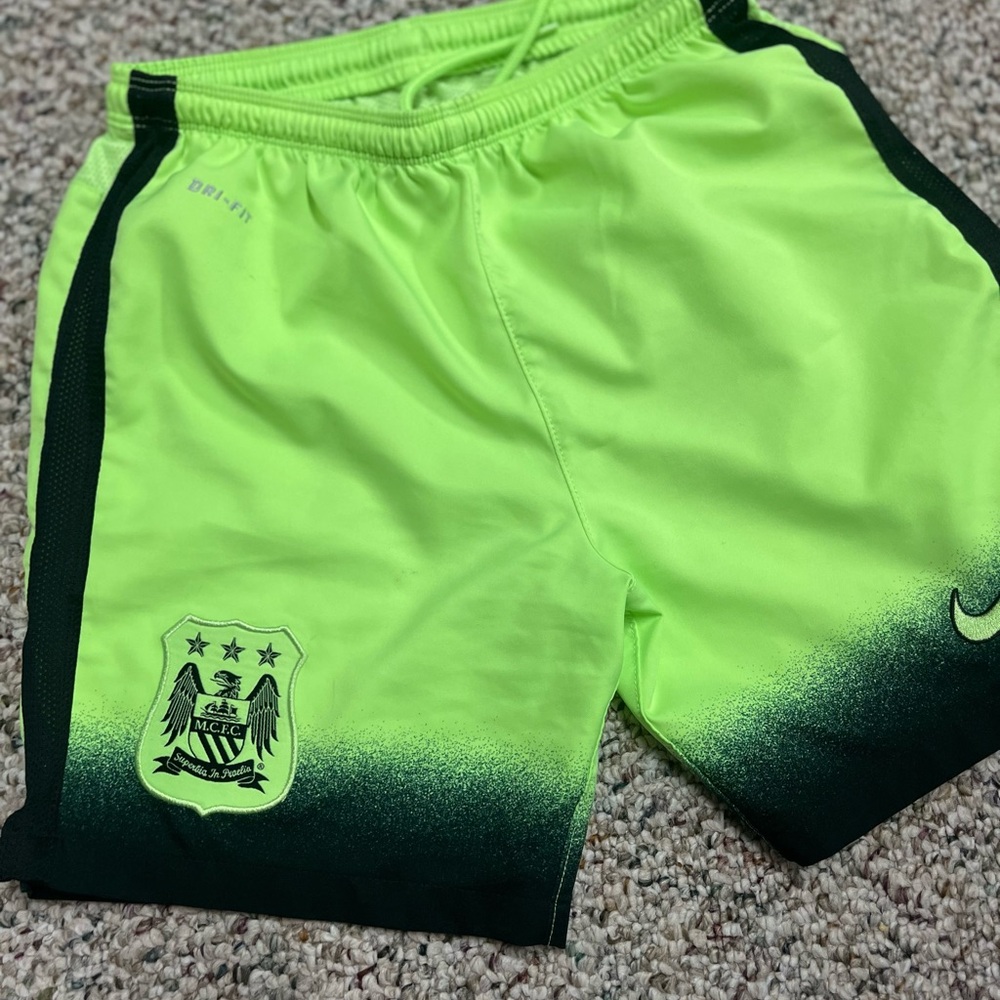 Manchester City shorts  Lightweight NIKE kids